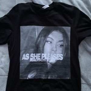 rare madison beer tour merch, never worn :(